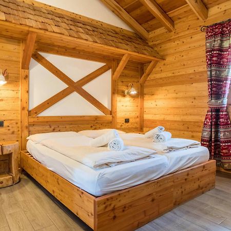Chalet Camping Fae 1 Madonna Exteriör bild