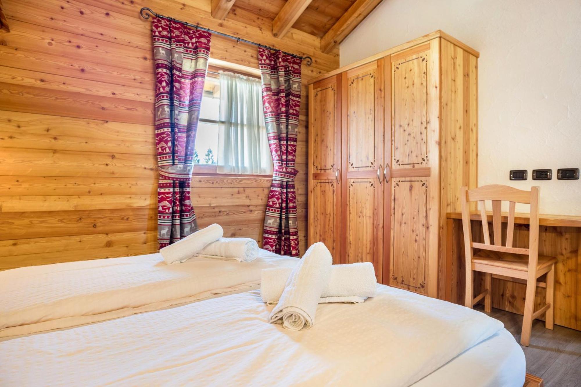 Chalet Camping Fae 1 Madonna Exteriör bild